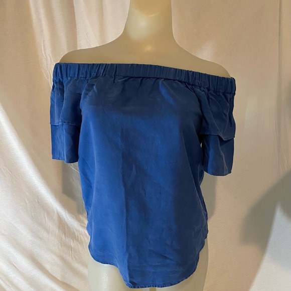 H&M Off-The-Shoulder Top - Picture 2 of 7